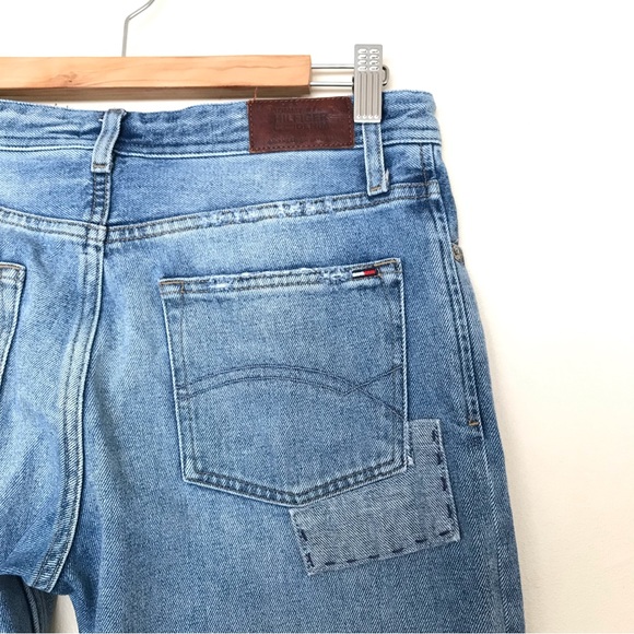 Tommy Hilfiger Lana Straight Cropped Patchwork Distressed Jean - Picture 8 of 16
